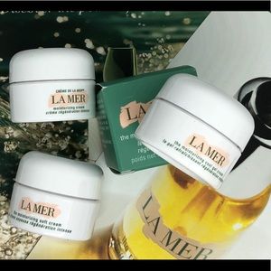 La Mer pick your moisturizer bundle!!